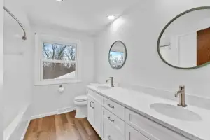 Elm Grove Bathroom-2