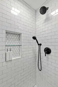 MaloofBathroom2-scaled